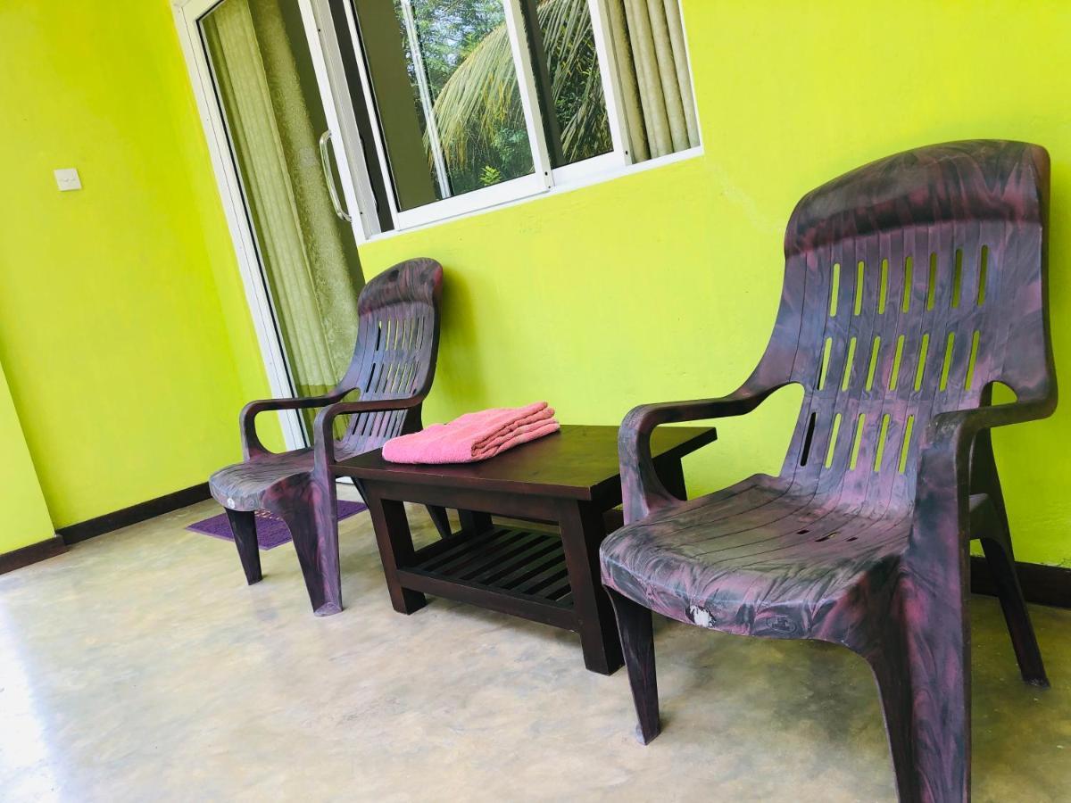 Jungle Restaurant And Villa Унаватуна Экстерьер фото